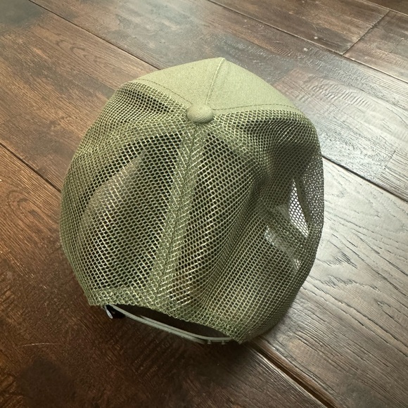 Mens Nike Olive Green Trucker Hat Size M/L - Picture 14 of 16